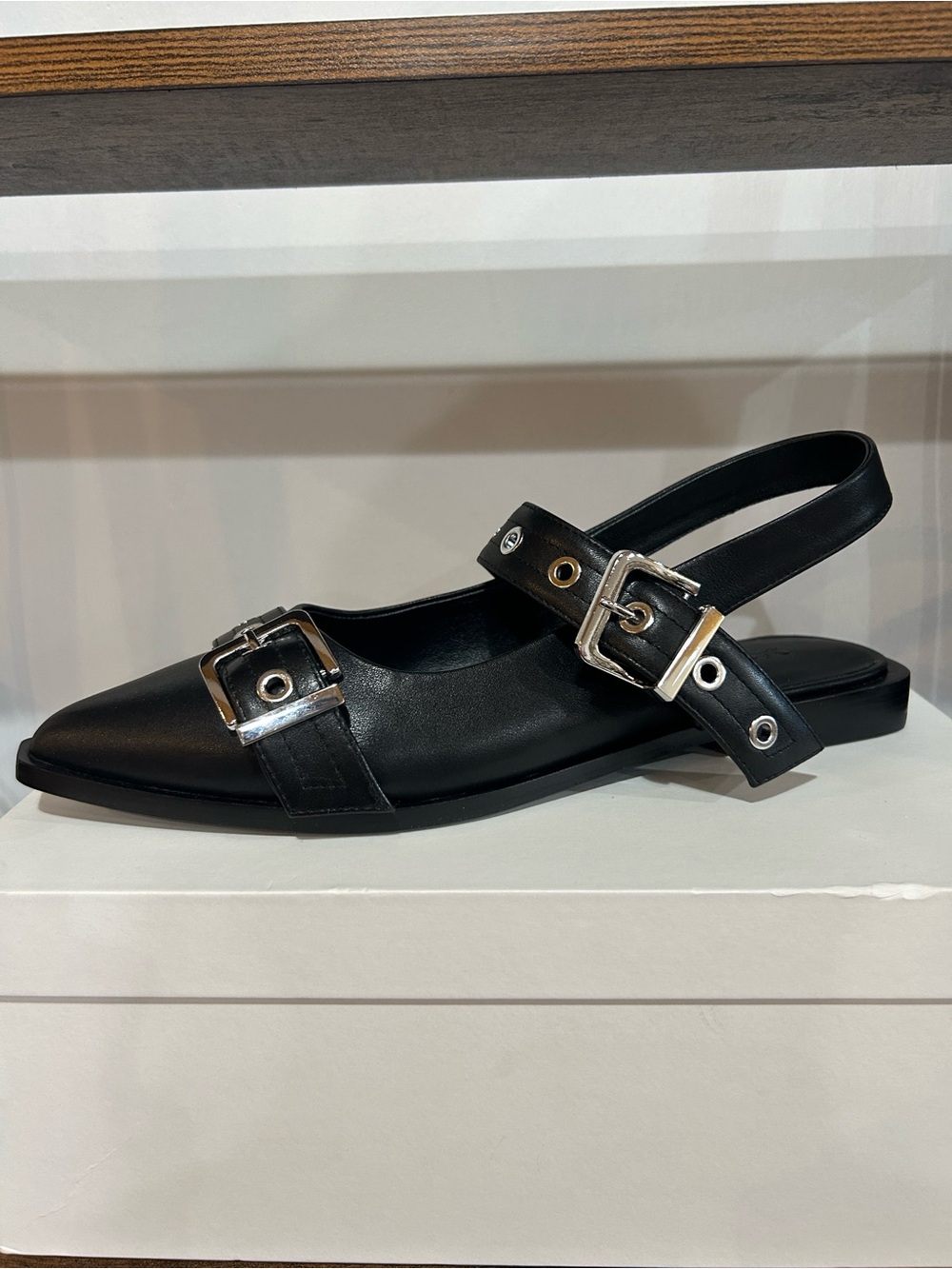 Quince Italian Leather Bold Buckle Slingback Flat NIB - Picture 9 of 10
